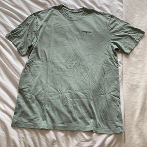 Men’s light green Patagonia t-shirt